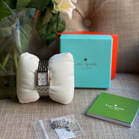 Kate Spade Watch - Picture 7 of 8